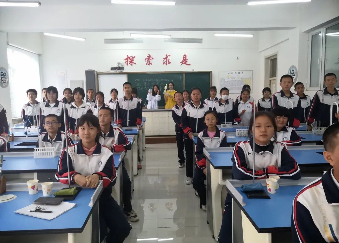科左中旗 | 北京高校研支团支教初体验，三尺讲台展青春最美风采