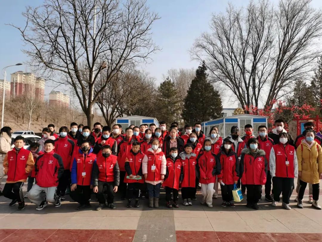 准格尔旗｜“让爱点亮心灯，童心在奔跑”青少年爱心义卖社会实践