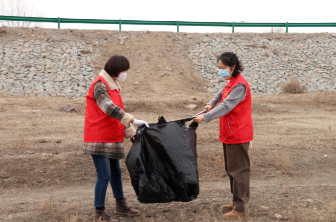 科右中旗 | 党群服务中心团委开展“守护绿水青山”环境整治活动