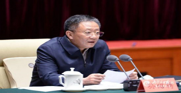 自治区党委书记孙绍骋出席学习贯彻习近平总书记在庆祝中国共产主义青年团成立100周年大会上的重要讲话精神座谈会