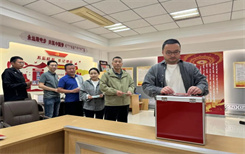 锡盟团委组织开展“大手拉小手‘益’起向未来