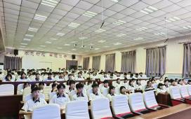 青心护航丨“2025年通辽市防范电信网络诈骗进校园宣讲会”走进科左中旗民族职专·实验高中