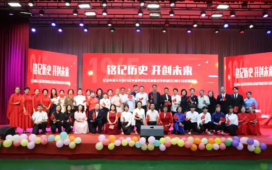内蒙古机电职业技术学院举办纪念中国人民抗日战争暨世界反法西斯战争胜利80周年诗歌朗诵会