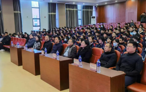 冬日暖阳 播育希望丨“希望工程·中国石油公益基金”捐赠仪式在呼和浩特举行