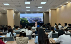 支边薪火声动驼乡 榜样宣讲浸润青春——阿左旗团委开展返乡大学生专题宣讲